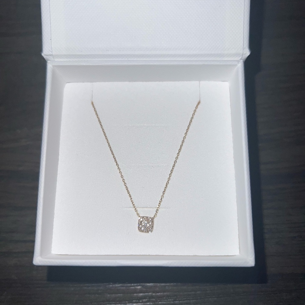 Like-new Mejuri 14K gold necklace with pave diamond pendant